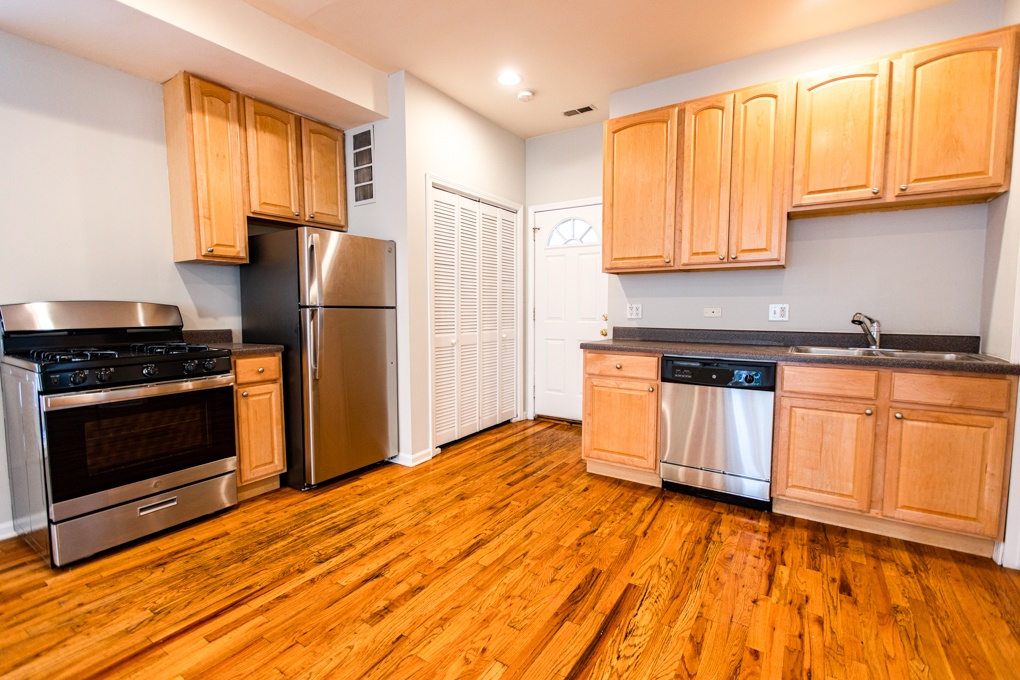 3236-38 N. Clifton Ave. 3236-38 N. Clifton Ave., Chicago, IL 60657